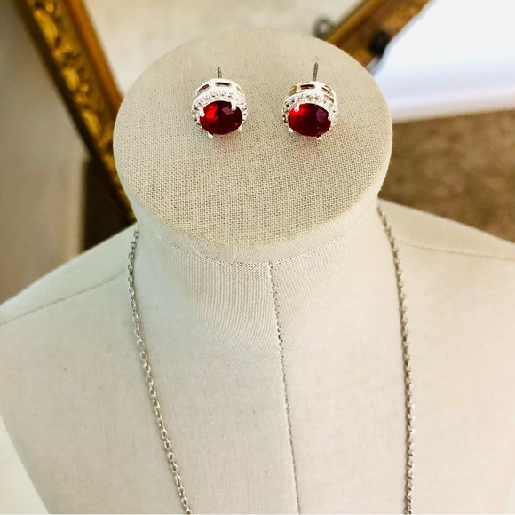 Vintage Ruby Red Rhinestone Necklace & Earrings - Picture 11 of 14